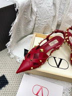 VT Studdy Kidskin Pumps 60mm Red Goatskin 611372