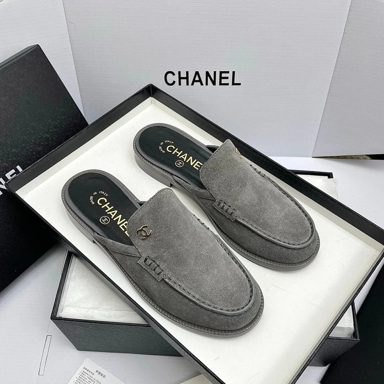 CC 26s Double C Mule Gray Suede 645304