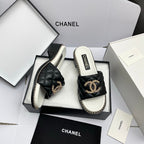 CC 26SS Black White Gold Quilted Lambskin 726542