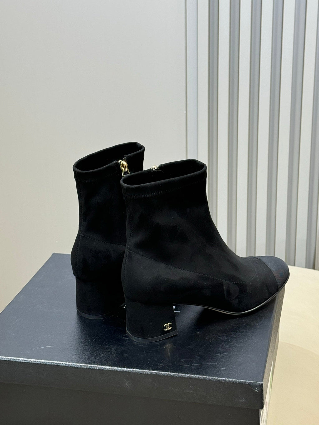 CC 26FW Ankle Boot Black Suede Fabric 623146