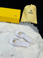 FENDI MEDIUM-HEELED 55 MM MULE IN WHITE LAMBSKIN WITH GOLD HARDWARE