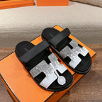 CHYPRE SANDAL OMBRE BLACK WHITE CALFSKIN