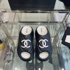 CC Slippers Black and White Foam 204131