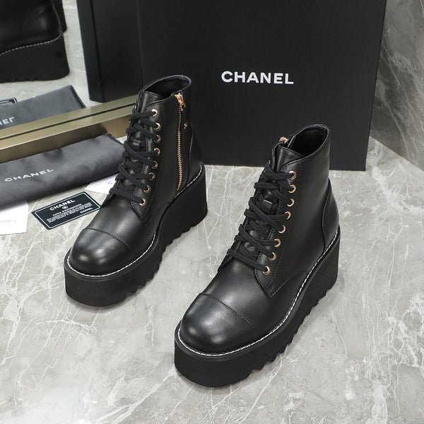 CC 24 Interlocking Logo Combat Boots 100mm Black Lambskin 432652