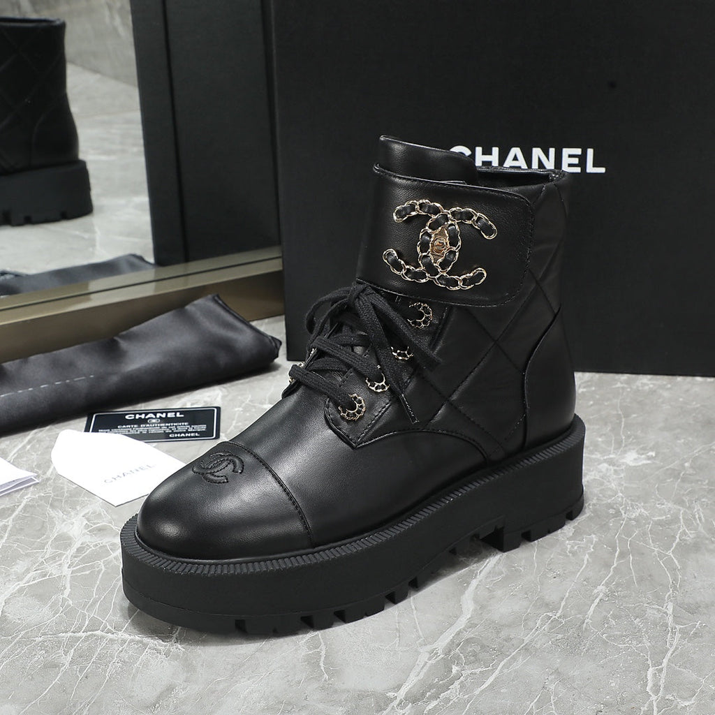 CC Interlocking Logo Combat Boots Full Black Quilted Lambskin 432654