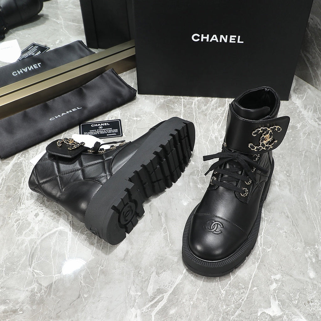 CC Interlocking Logo Combat Boots Full Black Quilted Lambskin 432654
