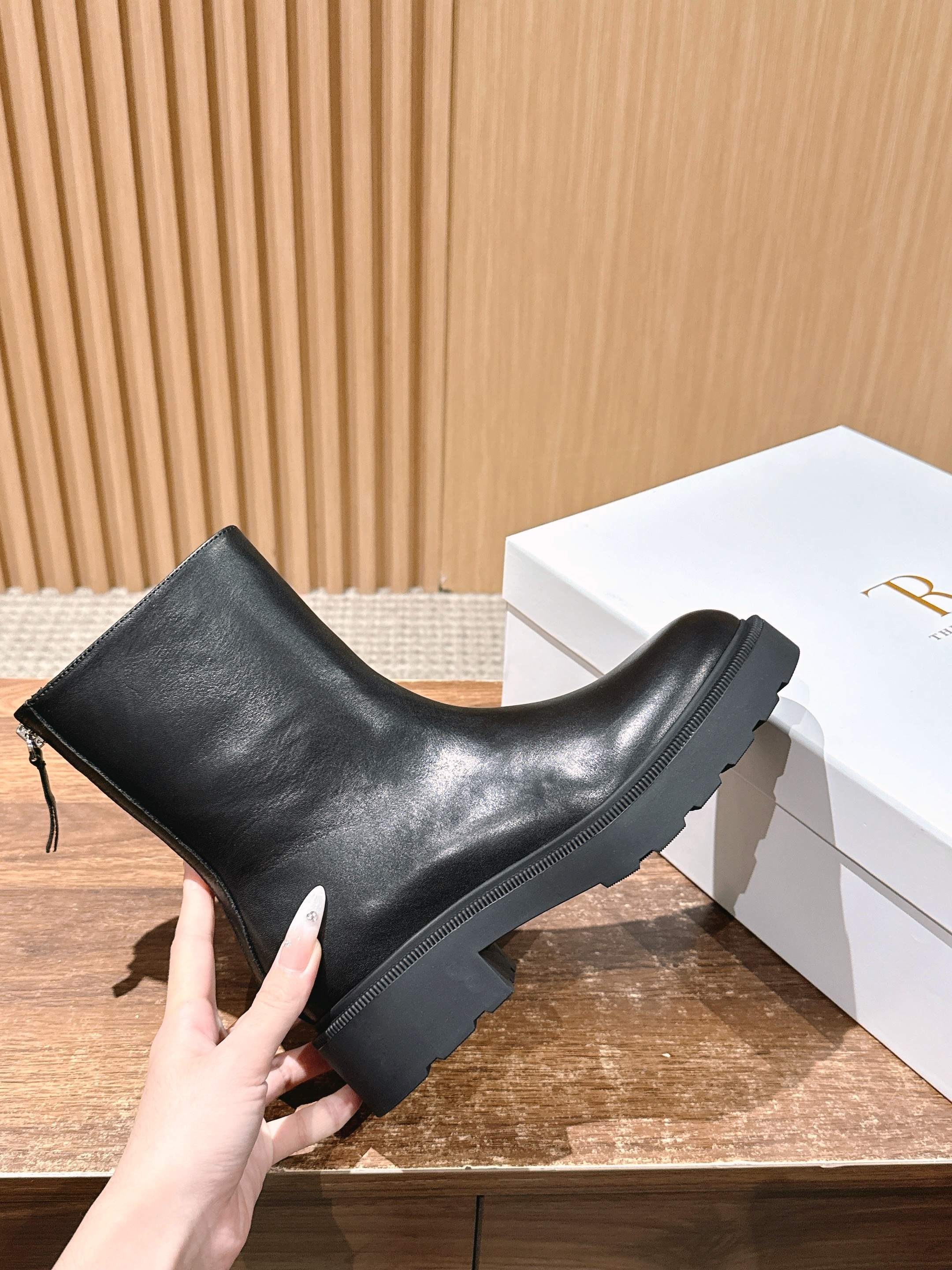The Row Nobilis Fast Boot 50mm Black Leather 427984