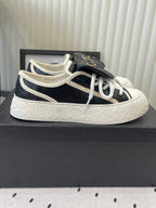 CC 2026s Sneakers Black White Leather 720087