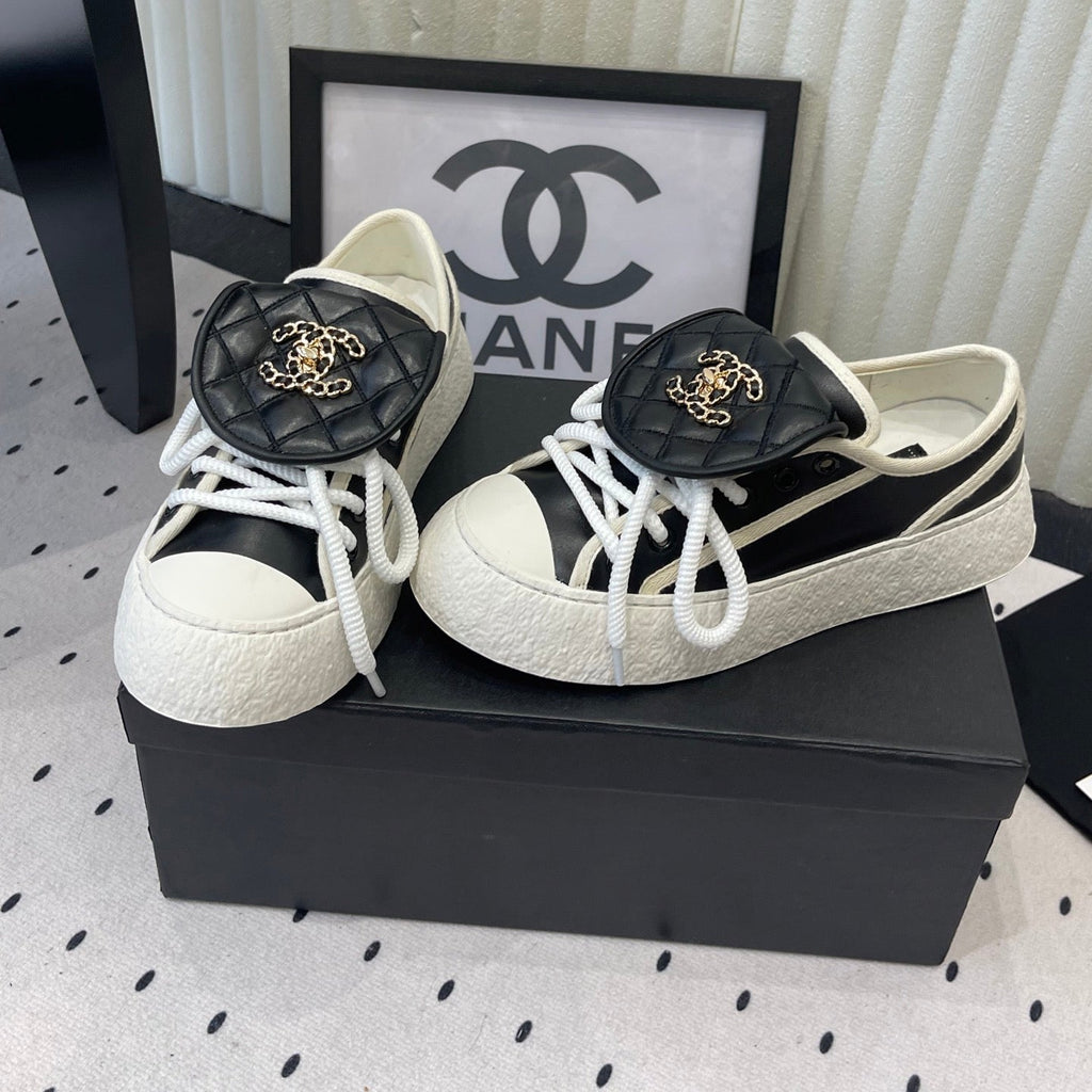 CC 2026s Sneakers Black White Leather 720087