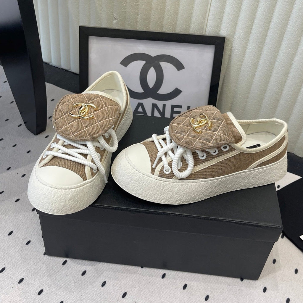 CC 2026s Sneakers Khahi White Denim Leather 720088