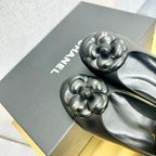 CC 25P Ballet Flat Flower Black Calfskin Patent Calfskin