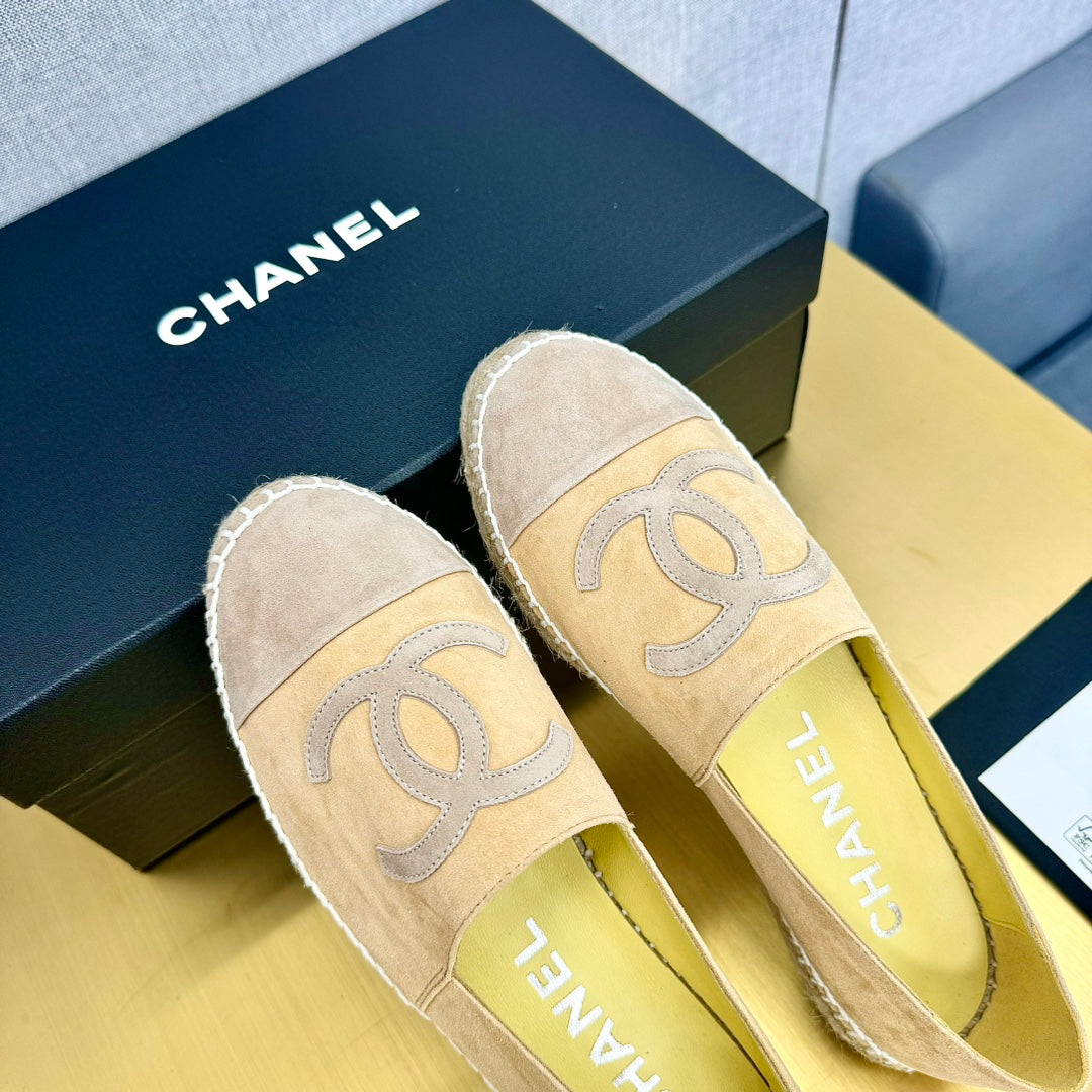 espadrilles beige and plaster suede