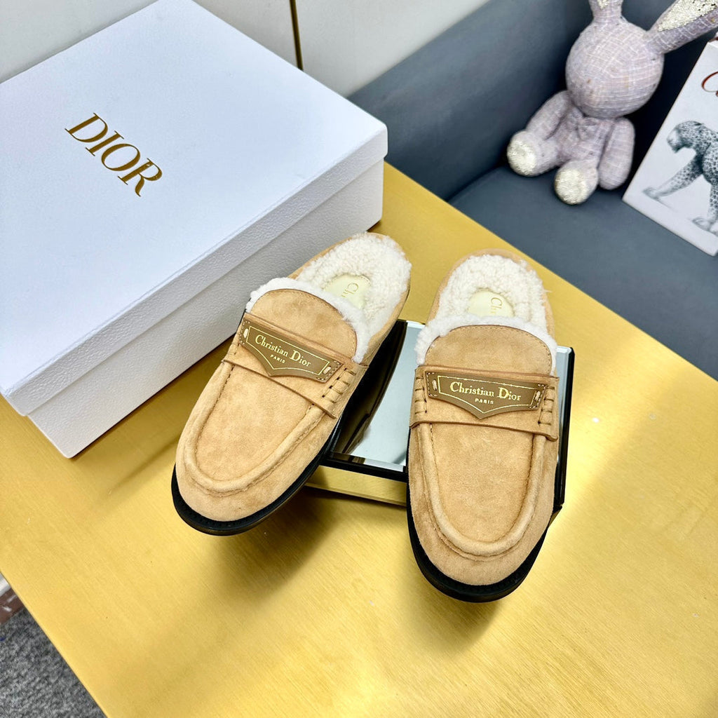 CD Boy Mule In Beige   Suede With Wool Fleece Lining 111830