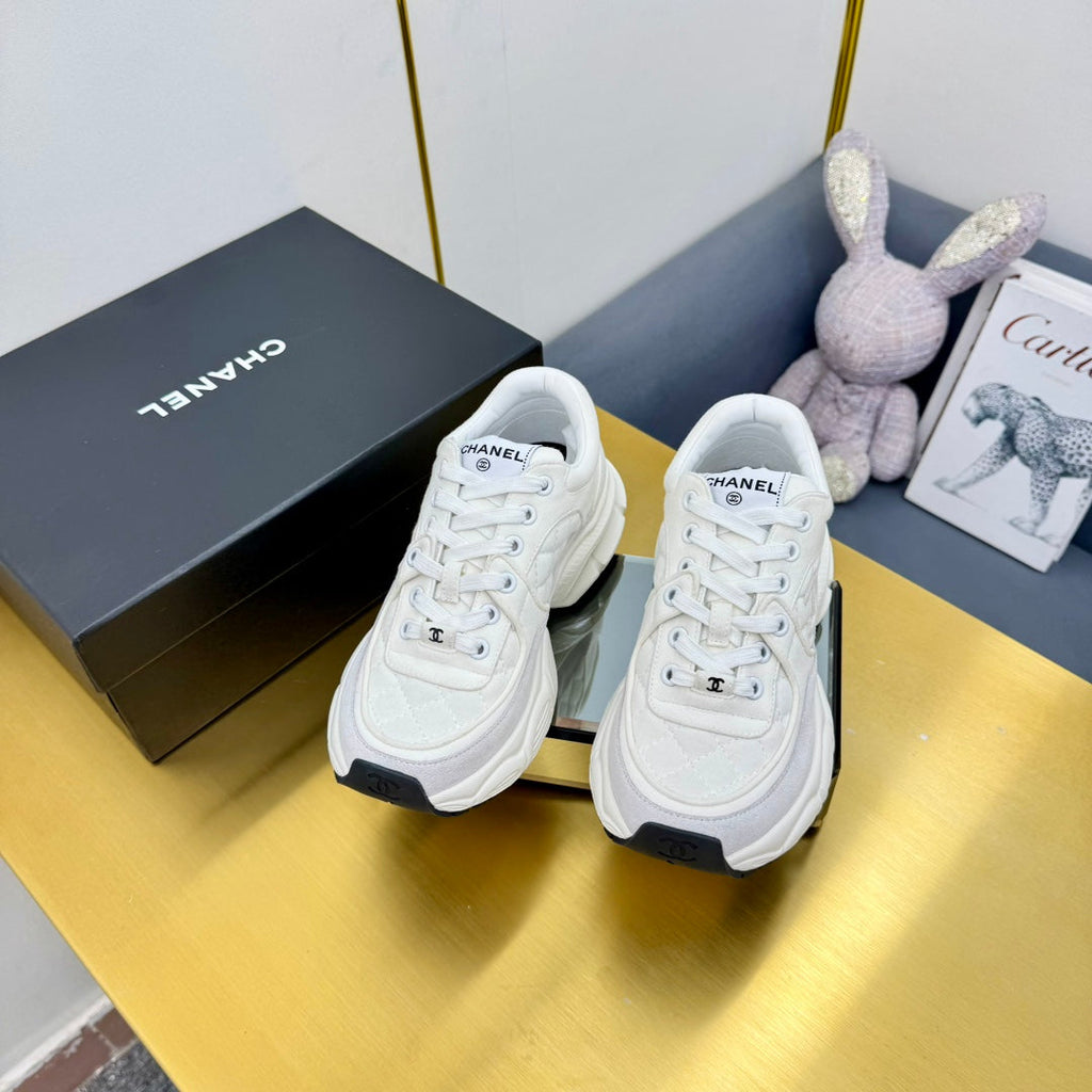 DAD SNEAKER IN WHITE LAMBSKIN AND SUEDE