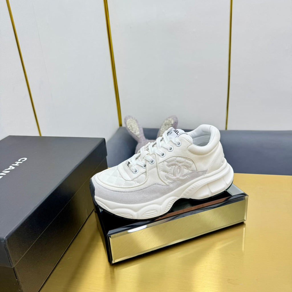 DAD SNEAKER IN WHITE LAMBSKIN AND SUEDE