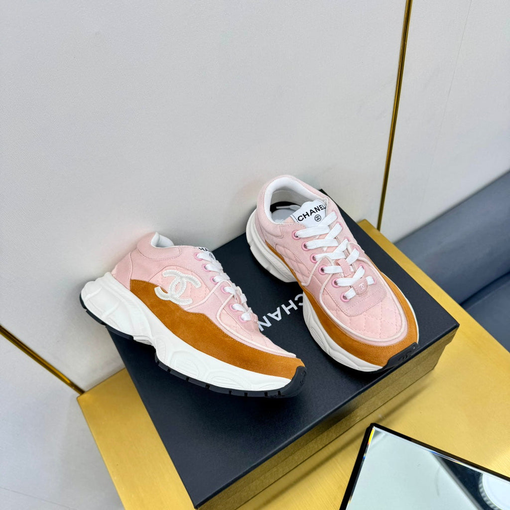 DAD SNEAKER IN LIGHT PINK LAMBSKIN AND GINGER ORANGE SUEDE