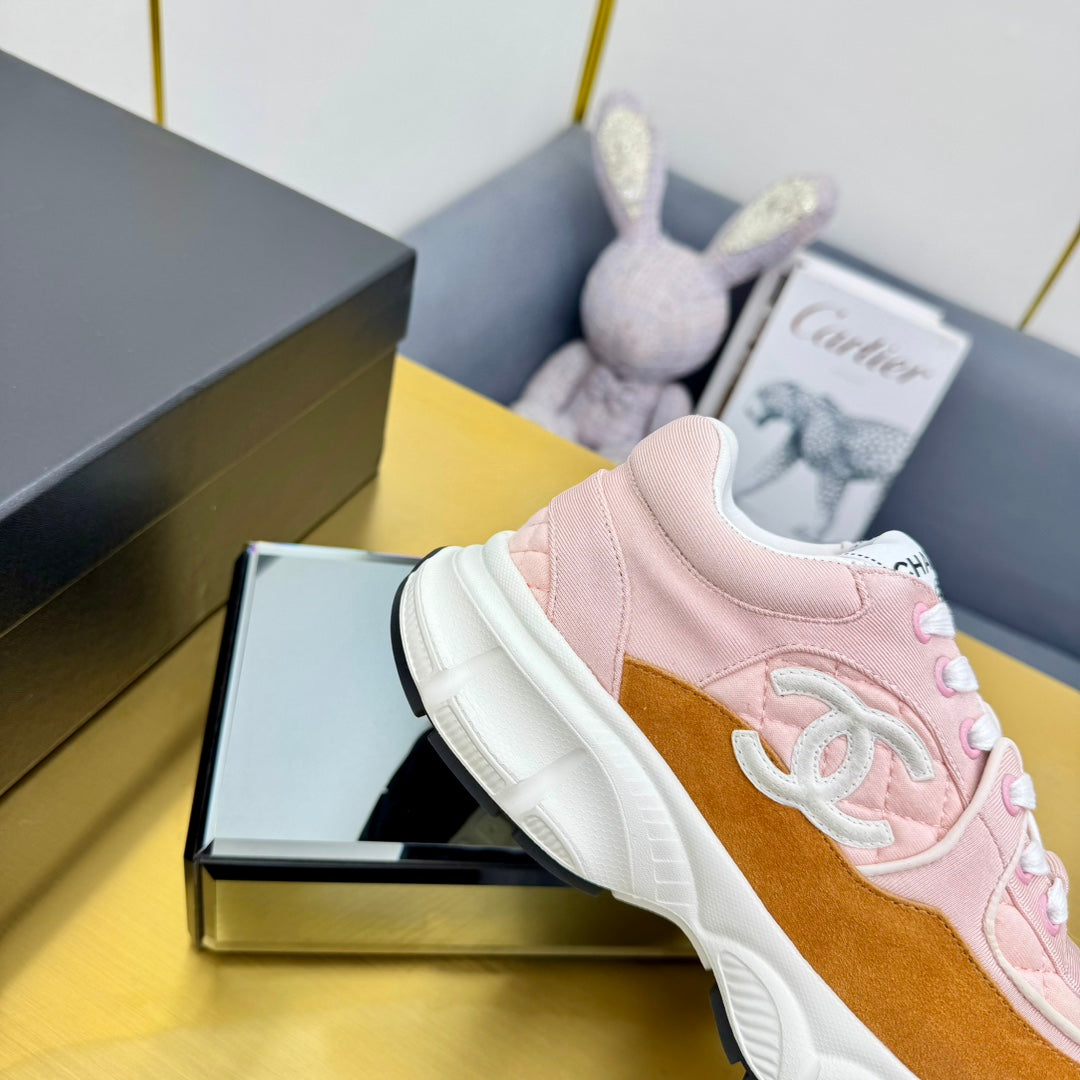 DAD SNEAKER IN LIGHT PINK LAMBSKIN AND GINGER ORANGE SUEDE