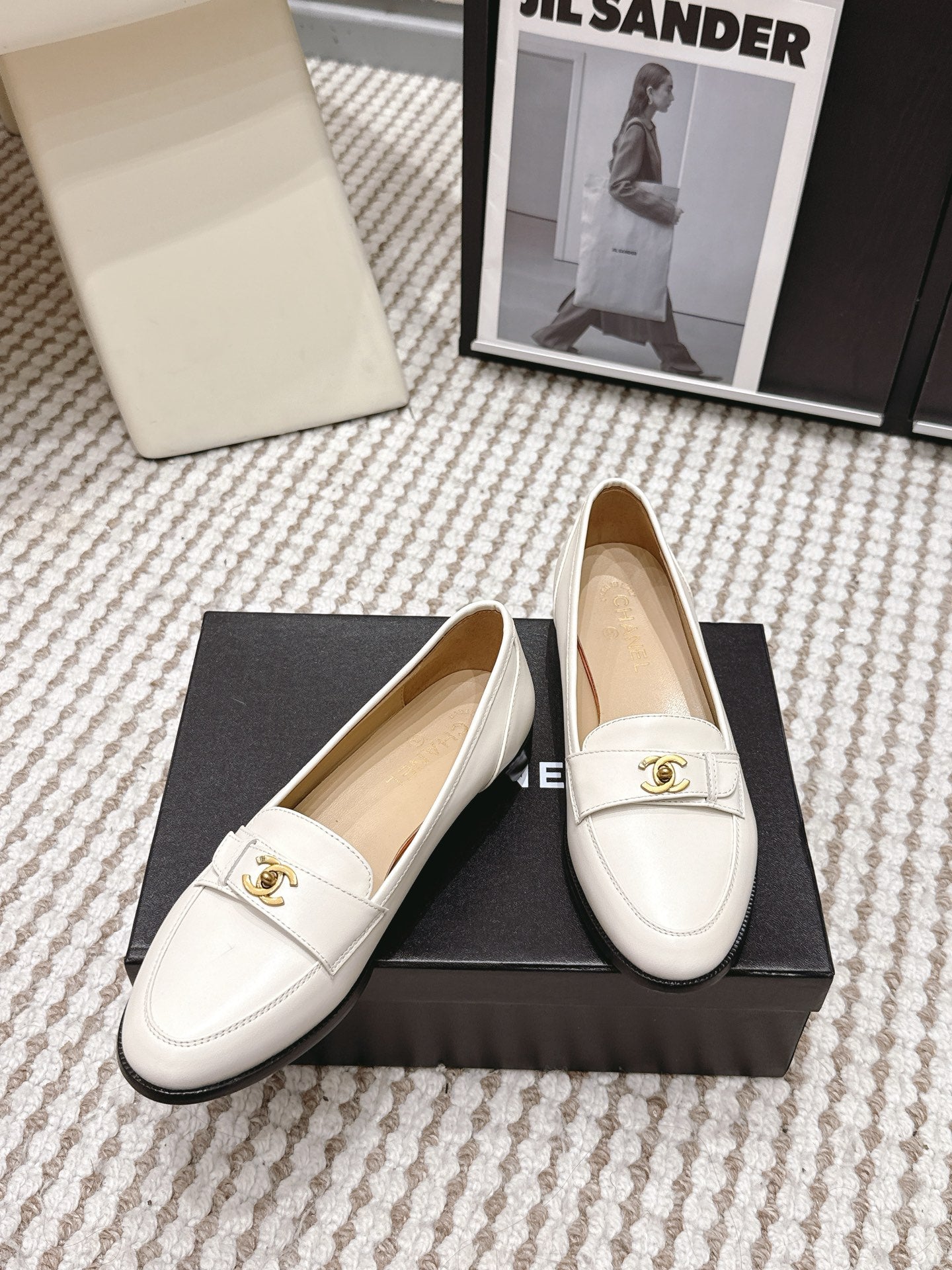 CC Double C Loafers White Leather 721521