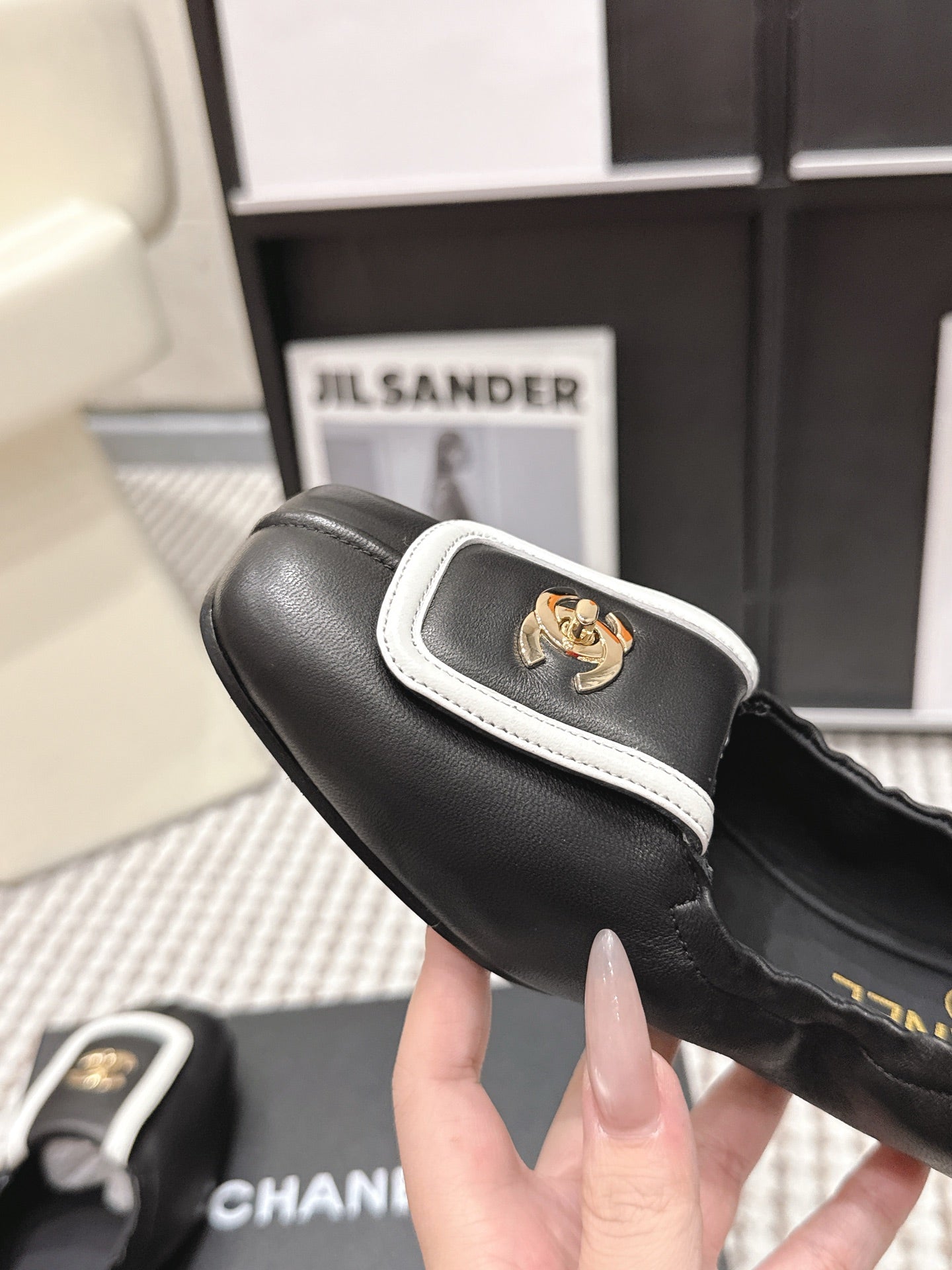 CC Ballet Flats White Black Soft Leather 721500