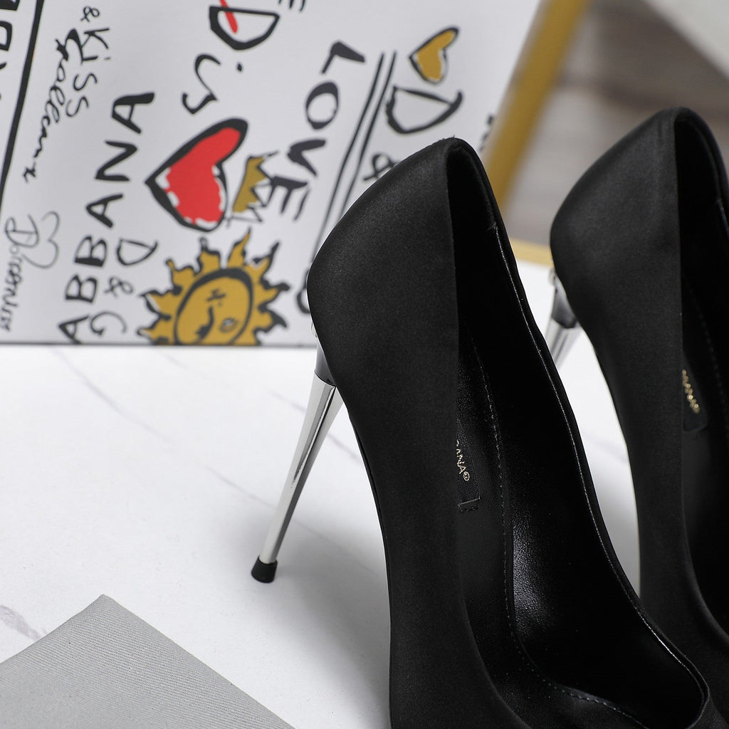 DC Pointed Pumps Black Sheepskin 289694