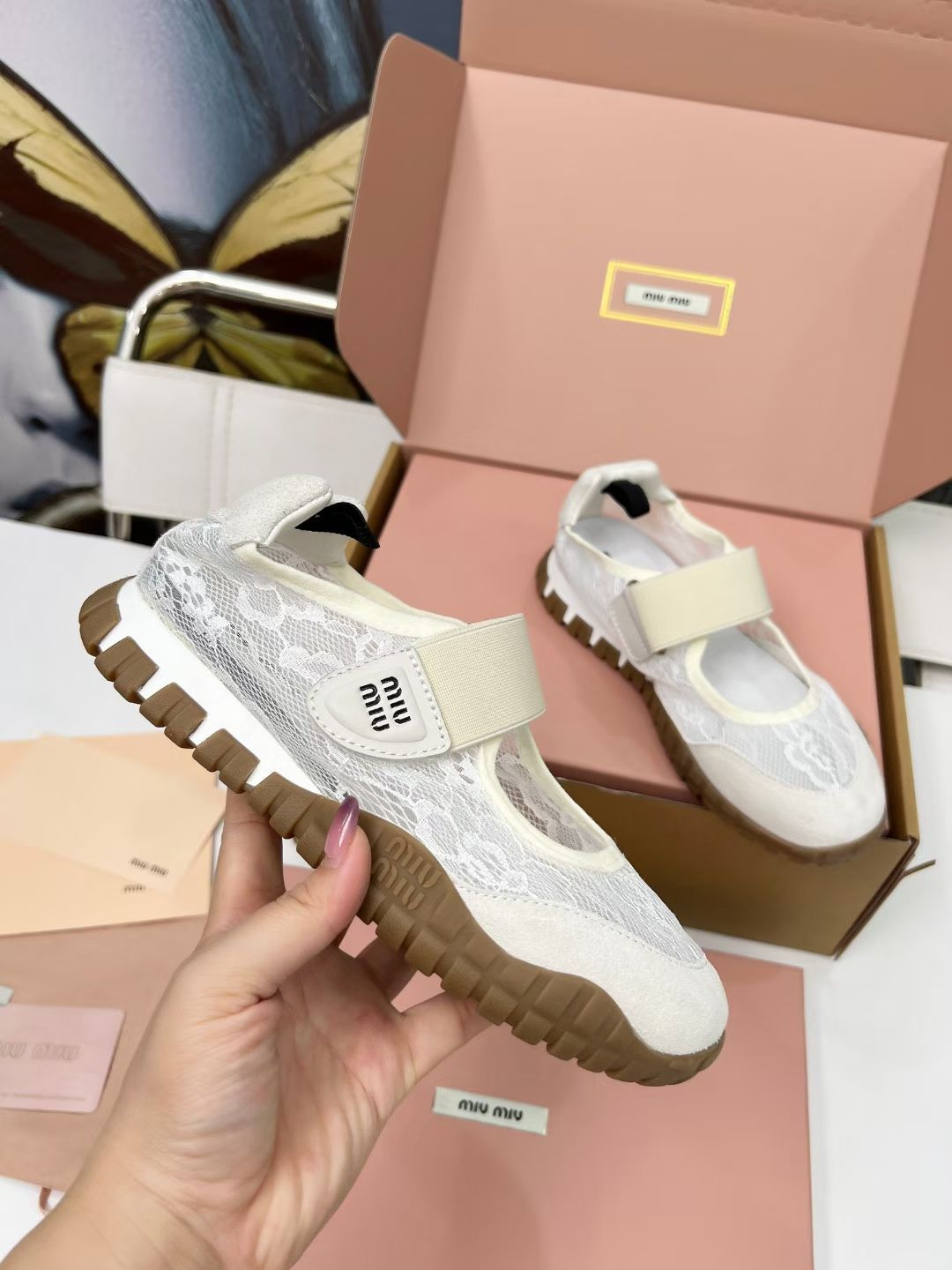 Miu Tyre Ballerina Shoes Beige Suede Lace 456345