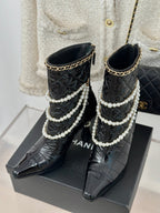 CC Short Boots 80mm Glossy Black Wrinkled Quilted Calfskin