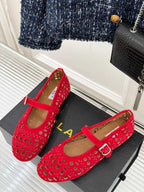 Alaia Women's Ballet Flat Red Suede 293225