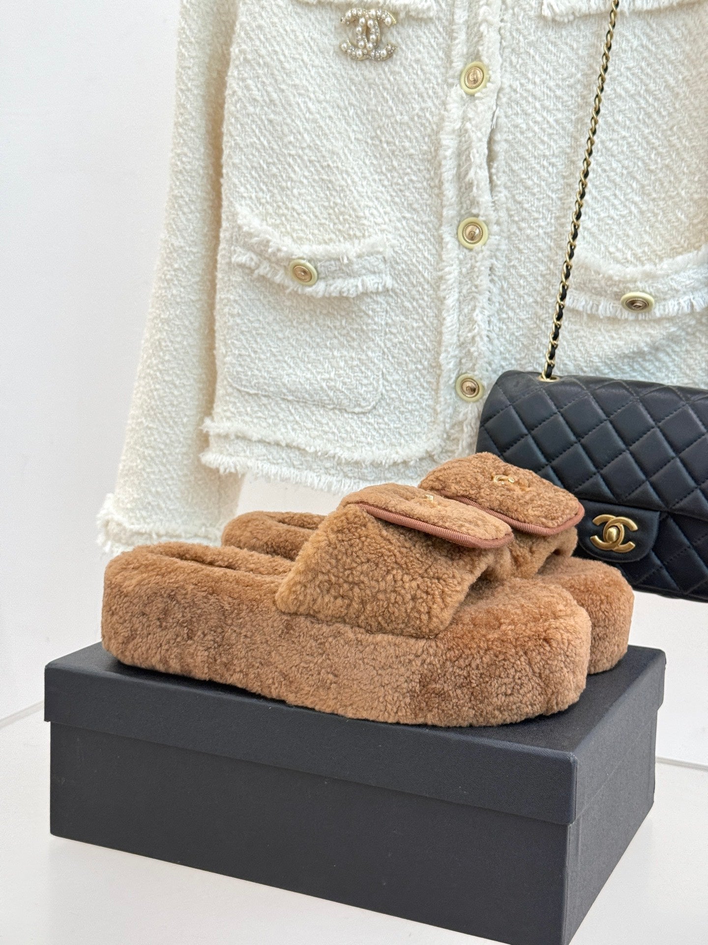 Chanel 25 Buckle Flip-up Thick-soled Slippers Brown Wool 465384