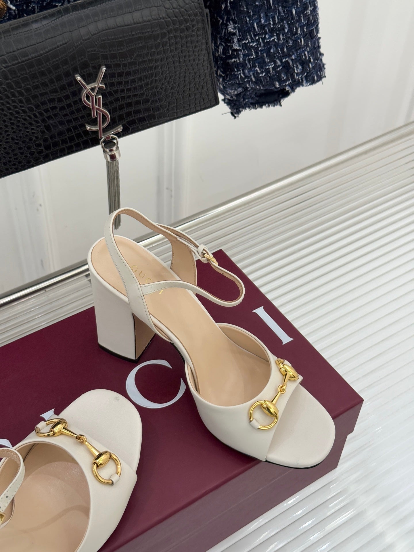 GG 26WF Chunky Heel Sandals 5cm Mystic White Sheepskin 632557