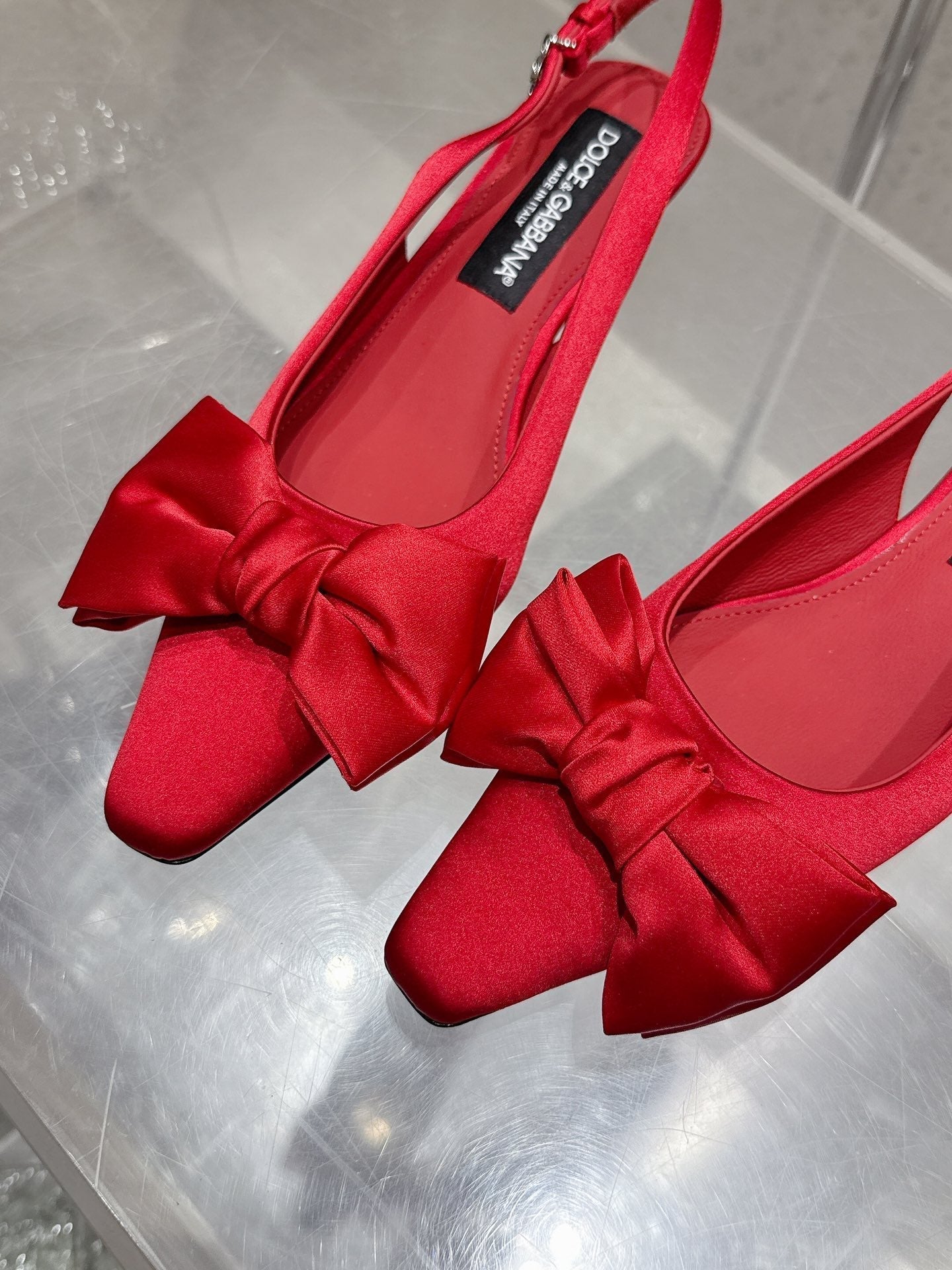DC 25 Bow Slingback Pumps 30mm Red Satin & Sheepskin 359510