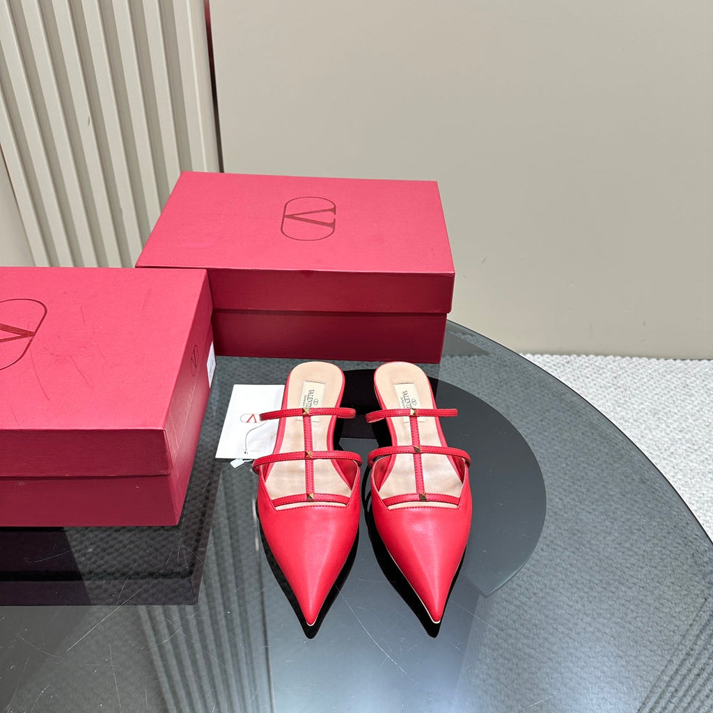 VL Rockstud Wispy Cherry Red Calfskin Mule 20mm