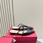 VL Rockstud Wispy Black Calfskin Mule 20mm