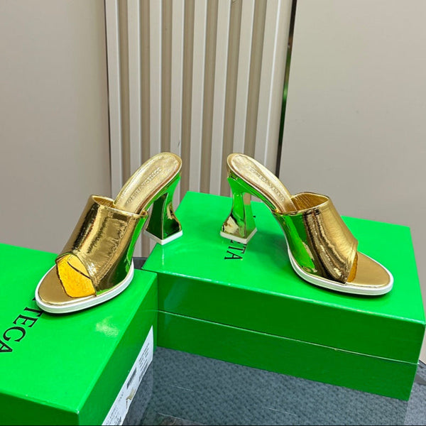 BV 26s High Mule 9.5cm Gold Calfskin