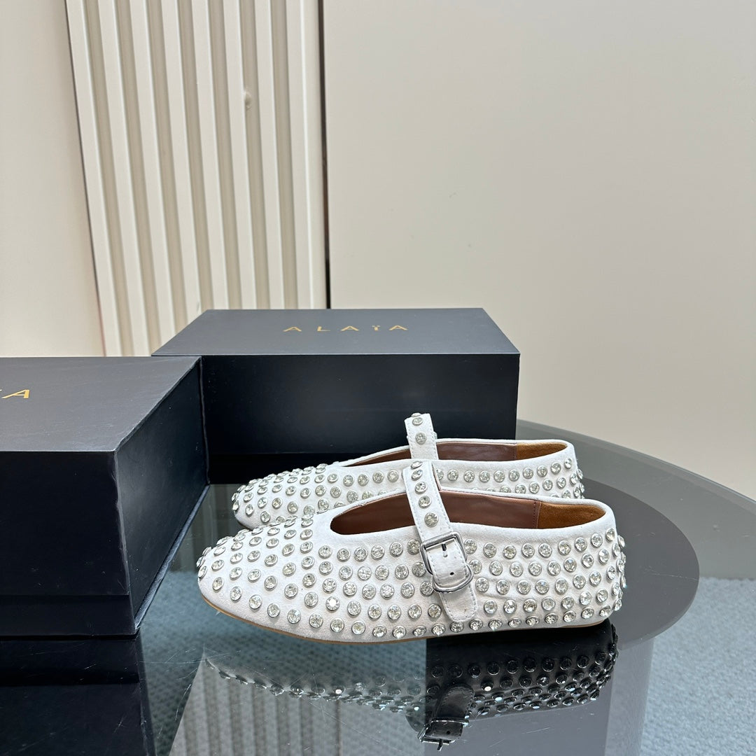 Alaia Strass Suede Ballet Flats In White 999322