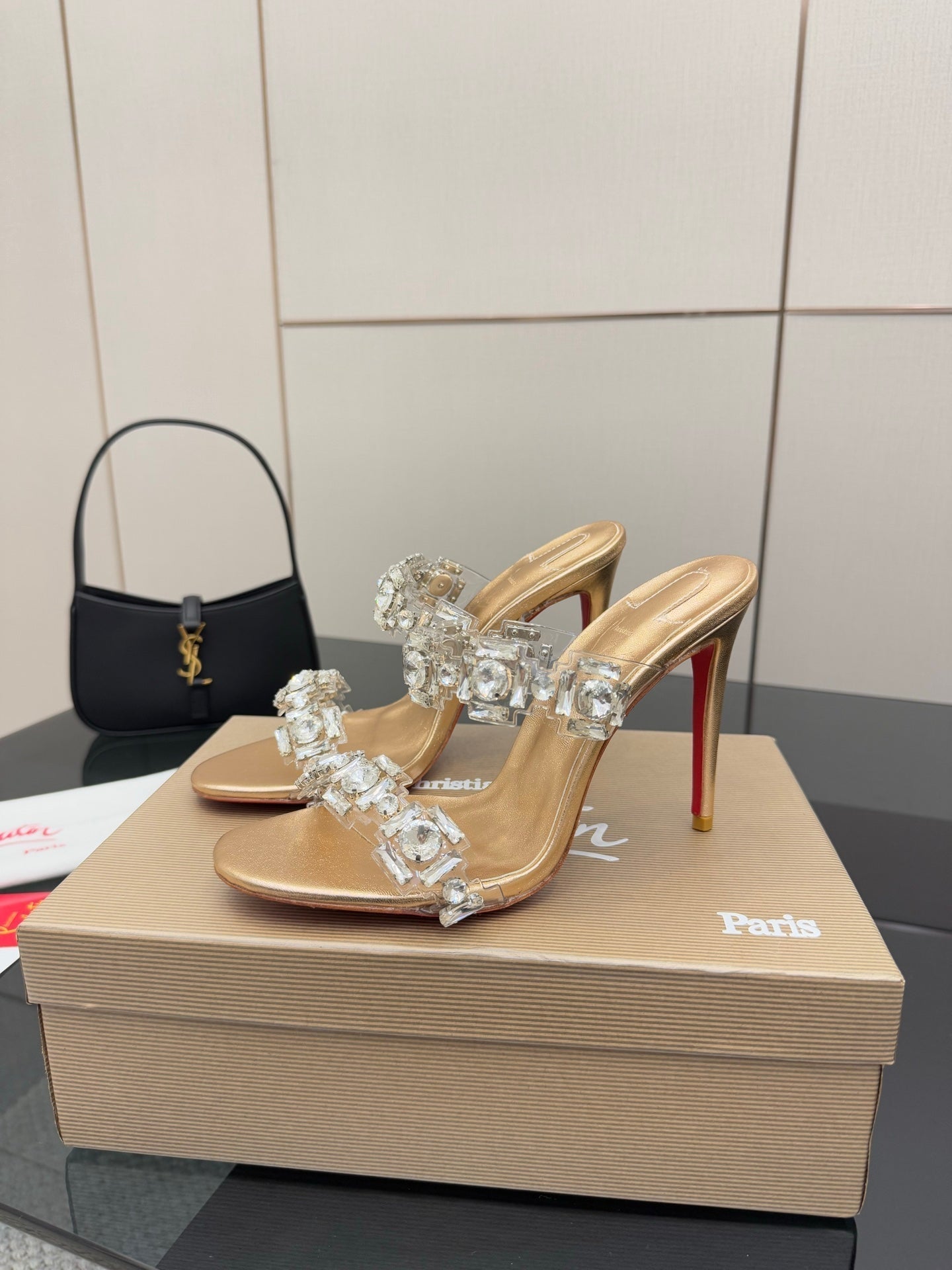 CL Just Jewel Sandans Gold   Material 299921