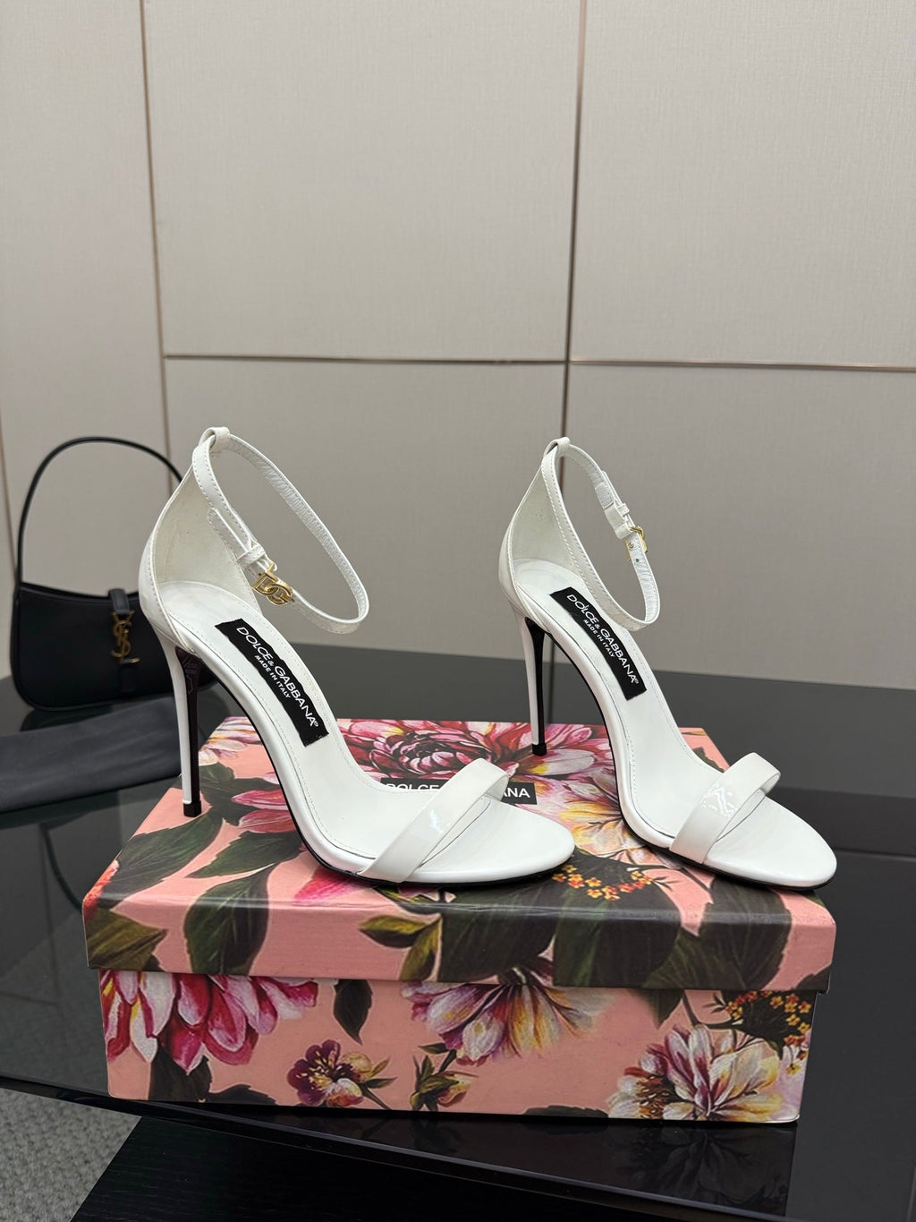 DC 25 Buckled High-Heeled Sandals White Patent Leather & Sheepskin 326382