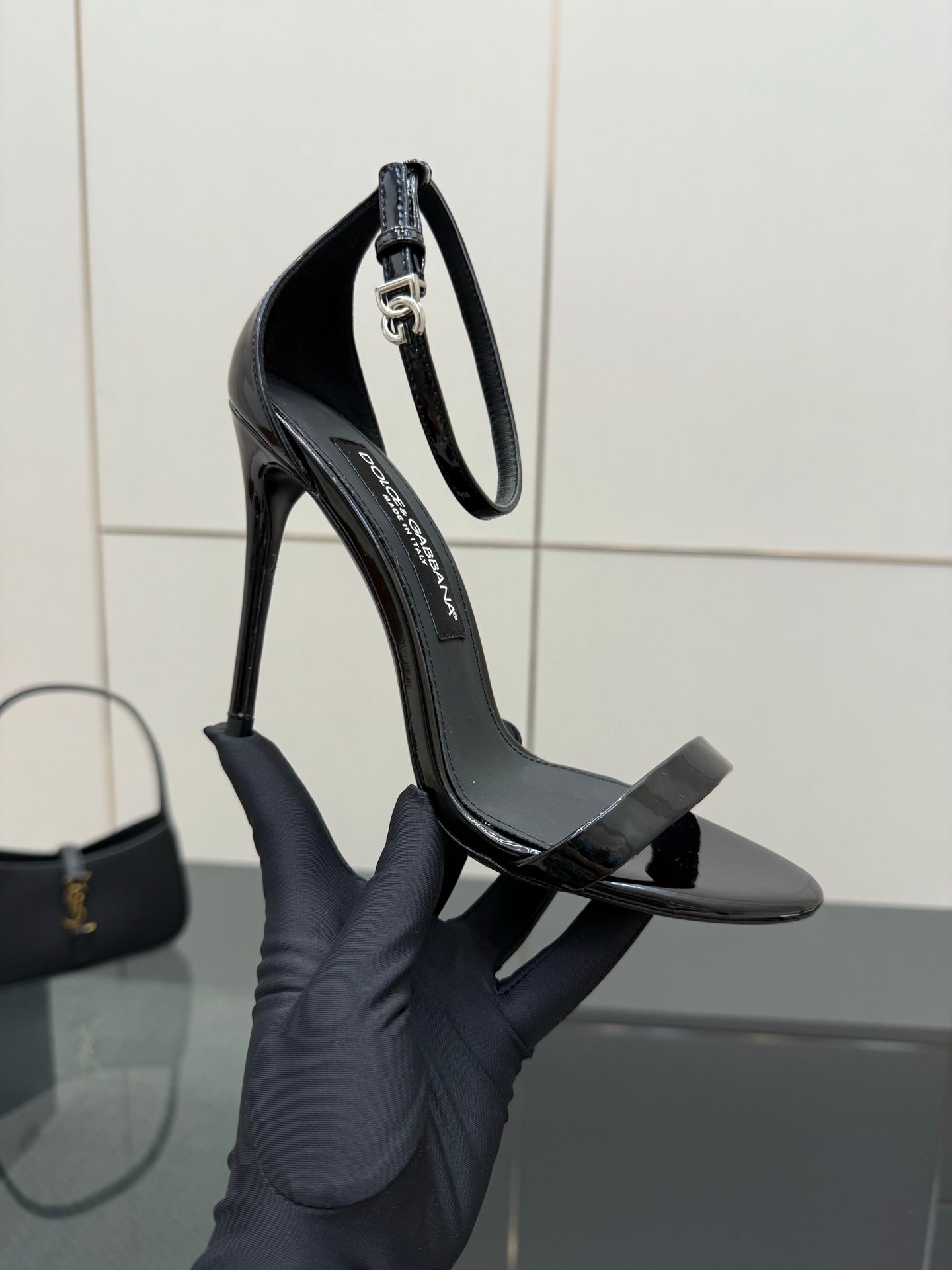 DC 25 Buckled High-Heeled Sandals Black Patent Leather & Sheepskin 326383
