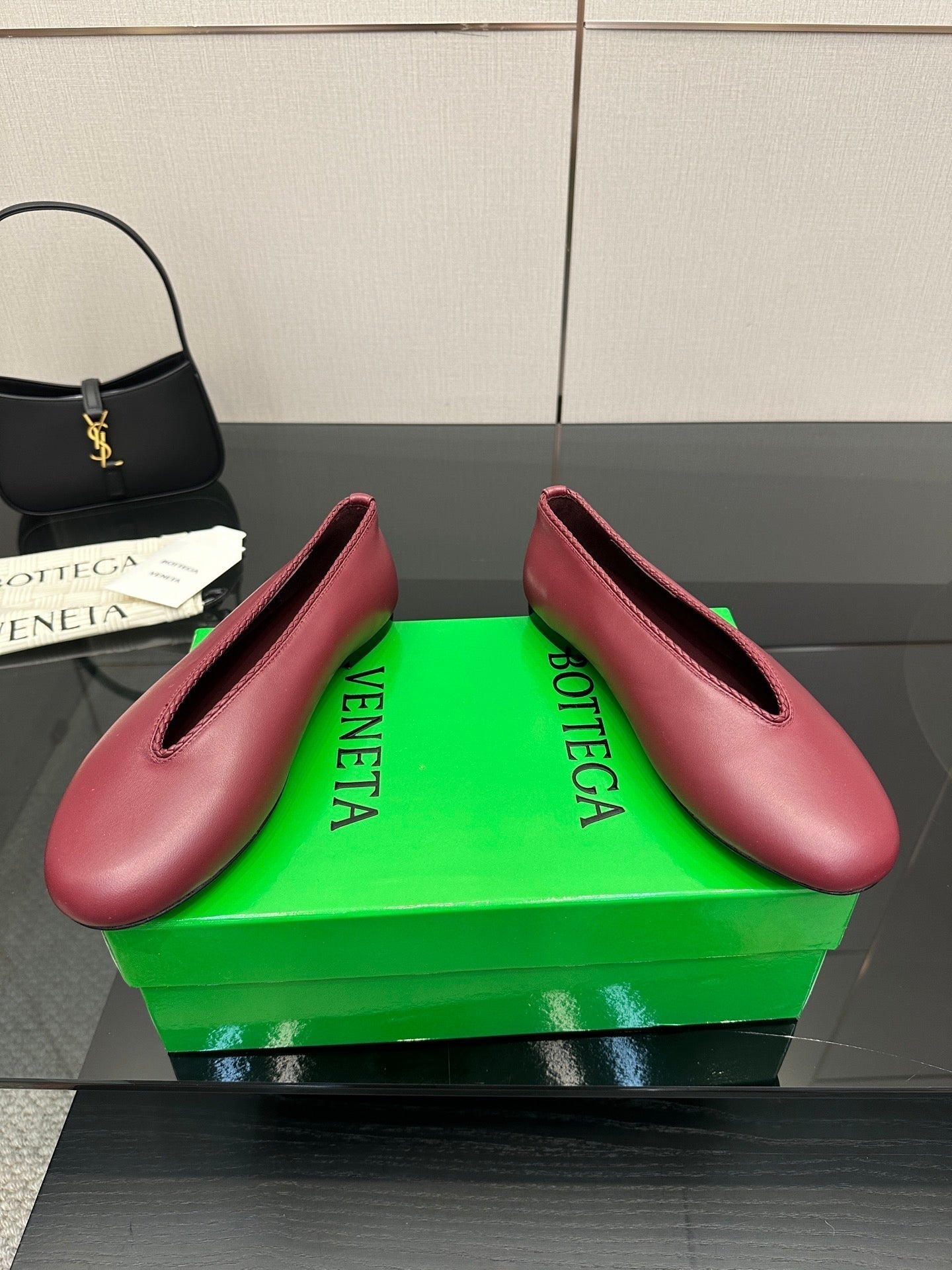 BV Puddle Ballet Flat Red Lambskin 427638