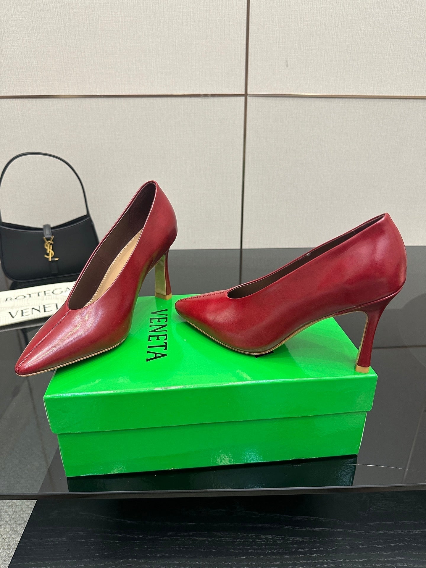 BV Pump 90mm Red Calfskin 427645