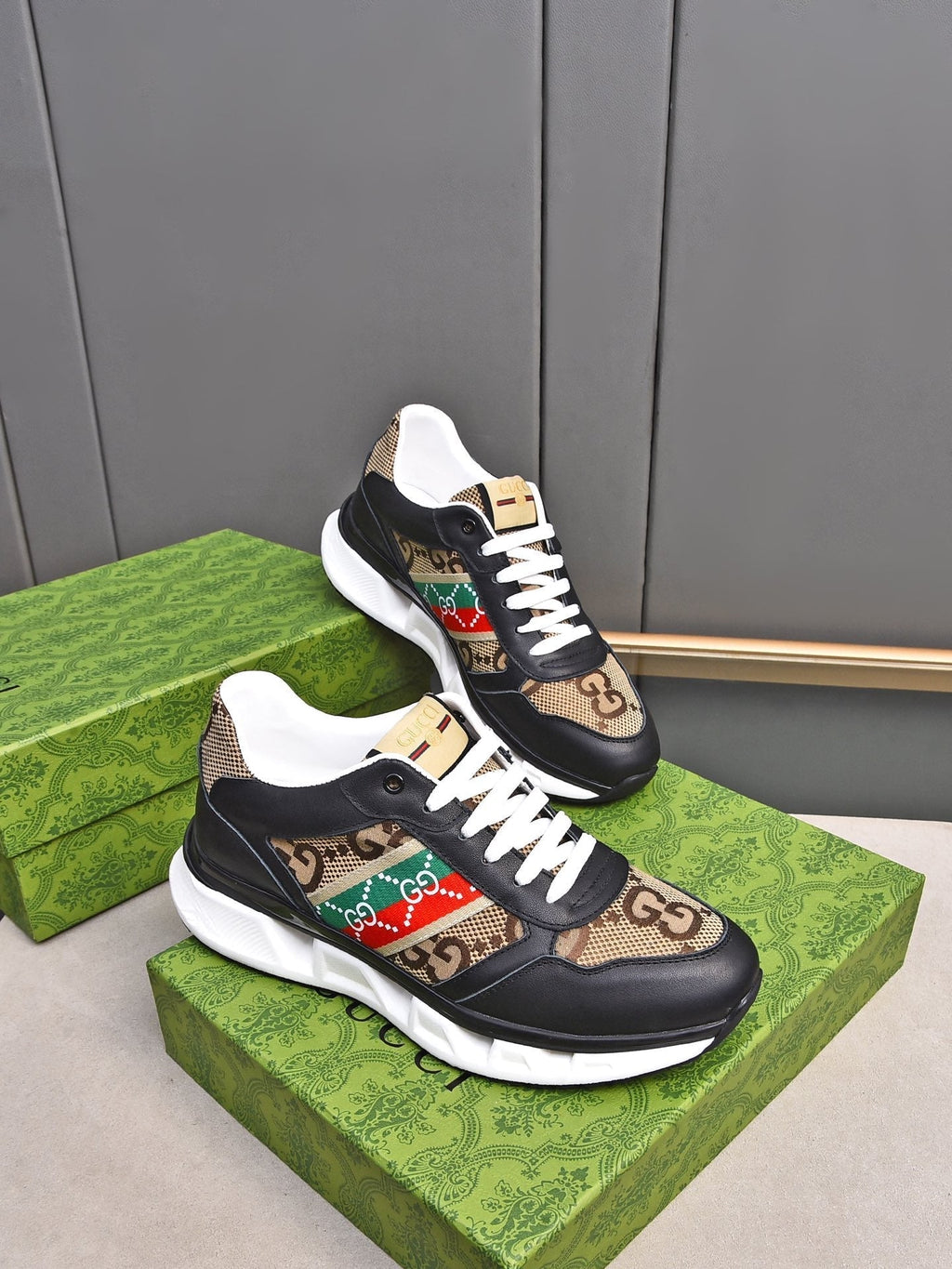GG Men's Sneaker Black Brown Calfskin 522004