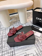 CC 26s Open-toe Sandal Burgundy Glossy Sheepskin 681938