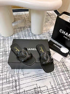 CC 26s Open-toe Sandal Black Glossy Sheepskin 681940