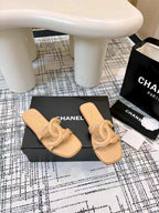 CC 26s Open-toe Sandal Beige Sheepskin 681944