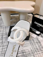 CC 26s Open-toe Sandal White Sheepskin 681945