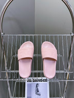 FENDI ROMA SLIDES IN LIGHT PINK LAMBSKIN LEATHER