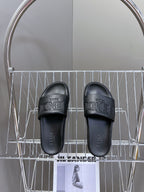 FENDI ROMA SLIDES IN BLACK LAMBSKIN LEATHER