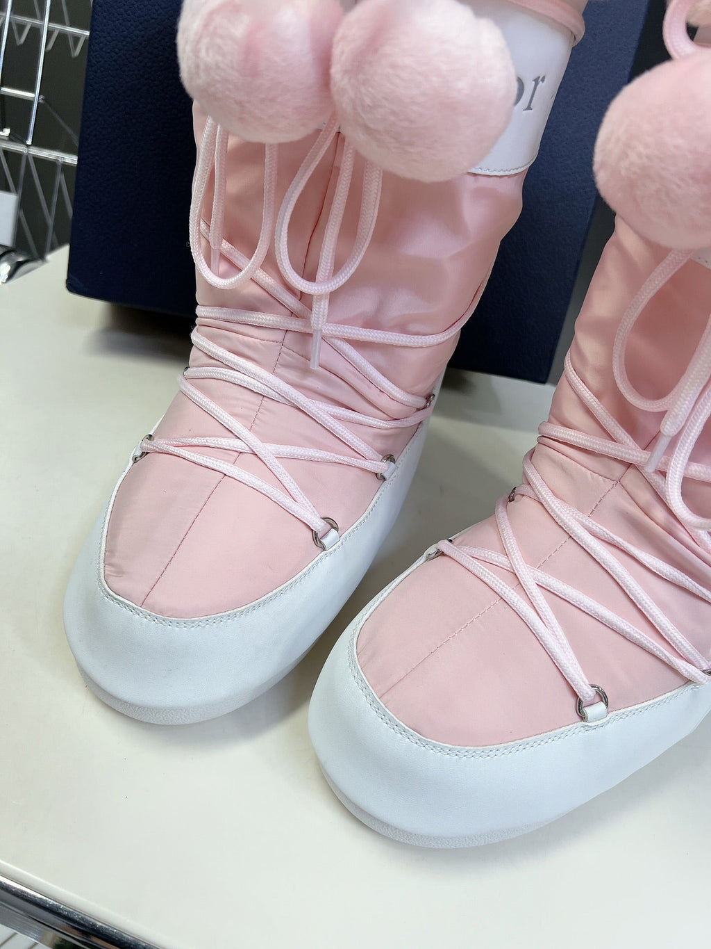 CD Short Boots 60mm In Light Pink Cowhide With Feather 989721
