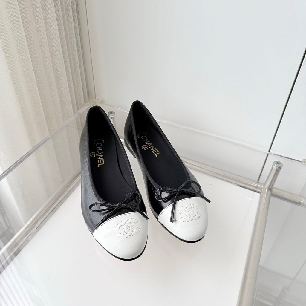 Chanel 2026 Ballet Flat Black White Leather 697396