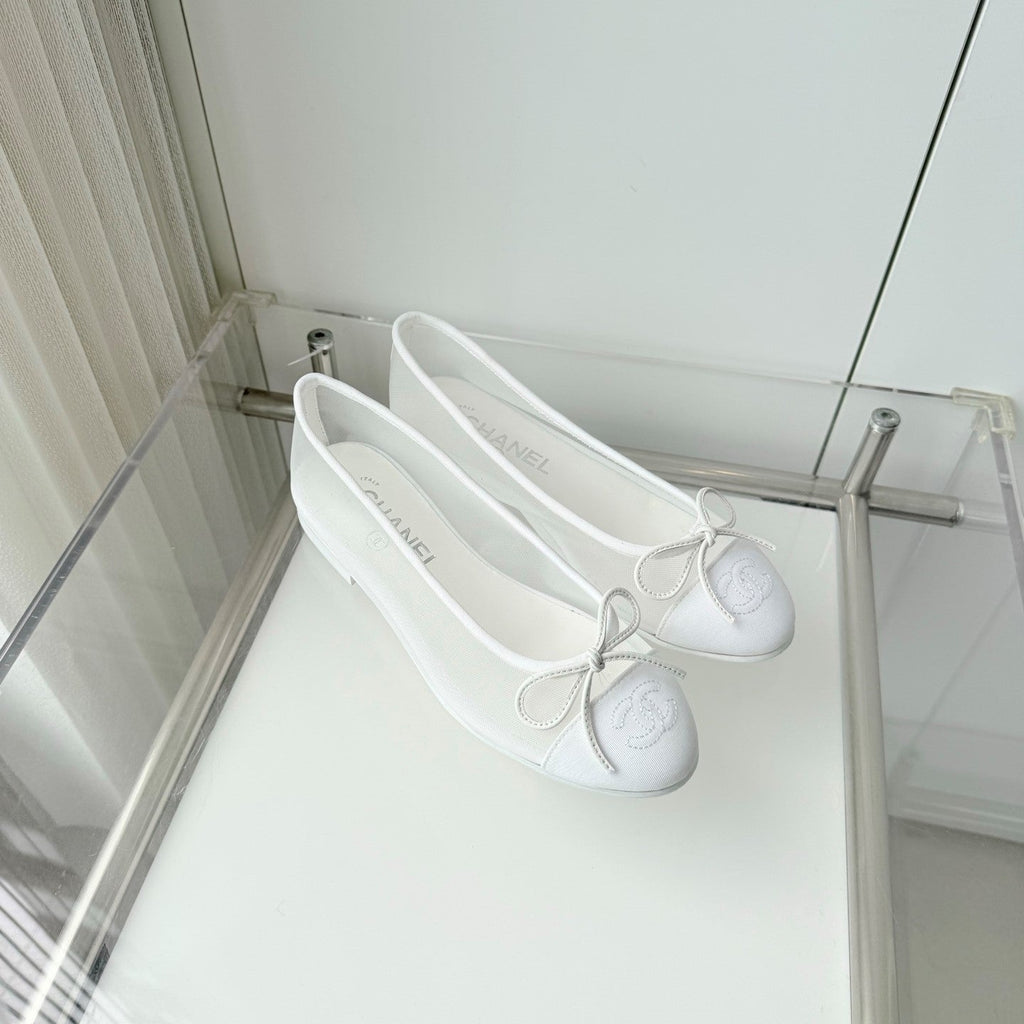 Chanel 2026 Ballet Flat White Mesh Canvas 697399