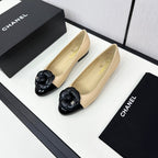 ballet flat flower beige calfskin black patent calfskin